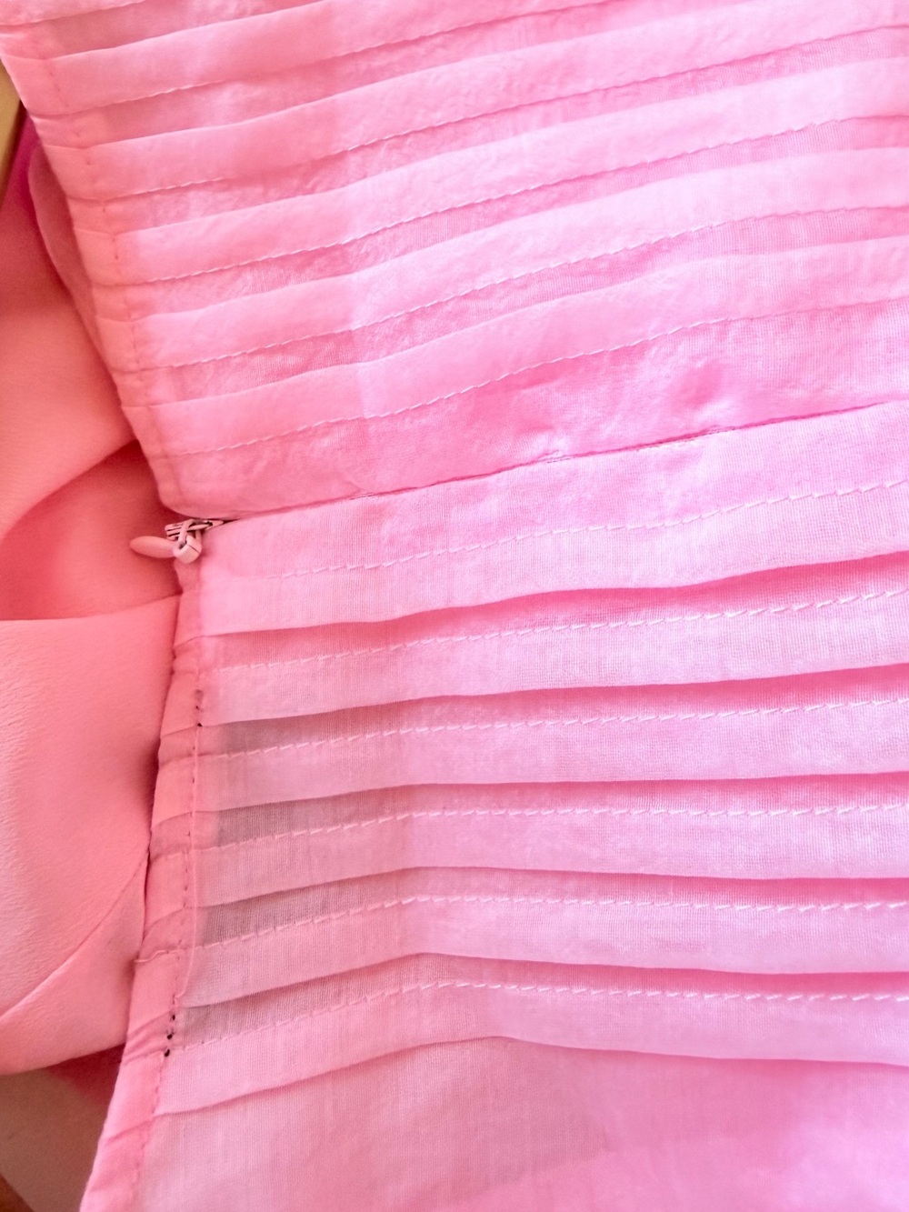 Vici Light Pink Pleated Sleeveless Dress - Picture 13 of 16